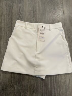Zara White Women's Shorts/Skorts Size S Pockets Belt Loops Made in Spain